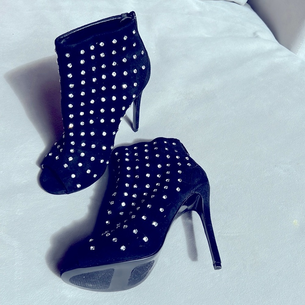Aldo - Peep toe diamanté black heels . Size 7.5